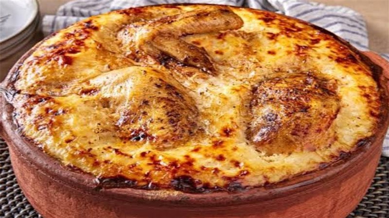 طريقة عمل الأرز المعمر بالفراخ في الفرن بطعم غني وقوام كريمي