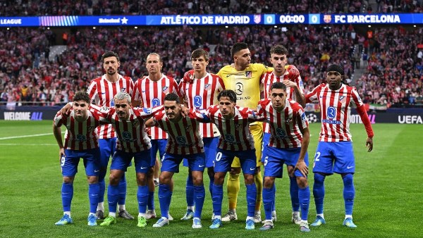 أتلتيكو مدريد يهزم ديبورتيفو ويقلص الفارق مع برشلونة قبل الكلاسيكو