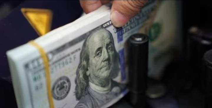 الدولار يواصل الإرتفاع امام  الجنيه في البنوك المصرية اليوم الإثنين